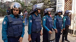 সারাদেশে আদালতে নিরাপত্তা জোরদারের নির্দেশ