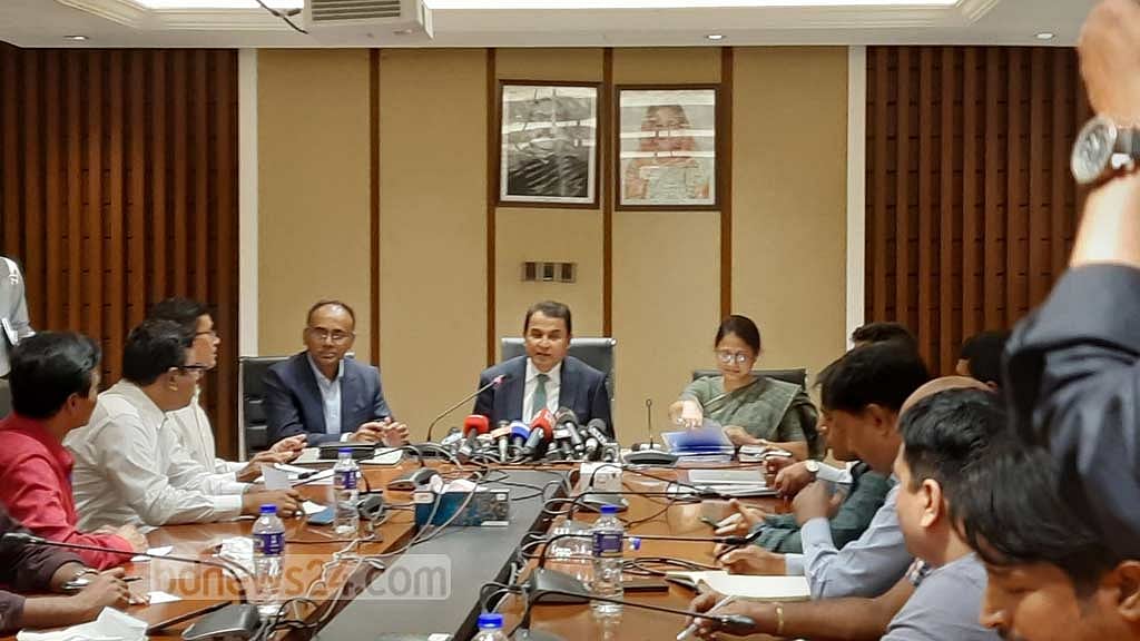 ঋণ আলোচনা: জানুয়ারিতে ফের আইএমএফের সঙ্গে বৈঠক
