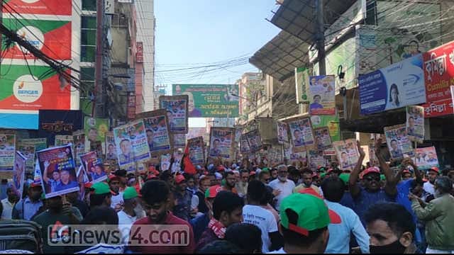 মিছিলের স্রোত কুমিল্লা টাউন হল মাঠমুখী