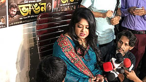 সেই সাংবাদিক আর এই সাংবাদিক, মৌসুমীর কণ্ঠে হতাশা