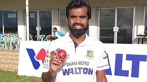 রোমাঞ্চ ছড়িয়ে রাজশাহীকে হারাল ঢাকা মেট্রো