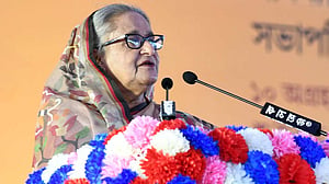 মানবাধিকার সংস্থাগুলোর অবস্থানে ‘অবাক’ শেখ হাসিনা