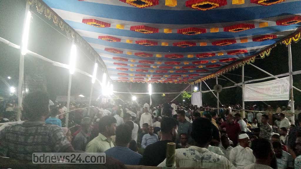 বরিশালের সমাবেশ: বঙ্গবন্ধু উদ্যানে হাজির বিএনপি নেতা-কর্মীরা
