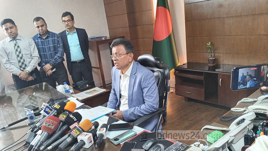 এমএফএসে মাসে ২০০ থেকে ৩০০ কোটি টাকার হুন্ডি: সিআইডি