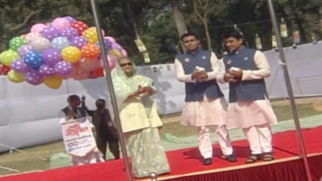 পায়রা উড়িয়ে ছাত্রলীগের সম্মেলন উদ্বোধন