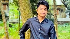 কুমিল্লায় ব্যাডমিন্টন নিয়ে বাগবিতণ্ডার জেরে কলেজ শিক্ষার্থী খুন