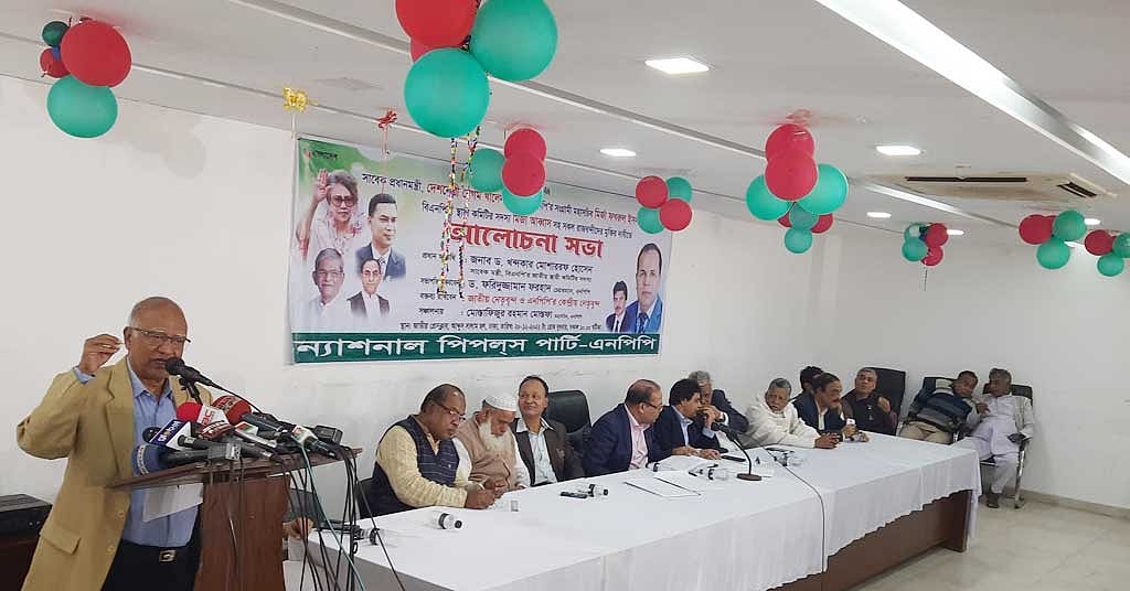 সরকারের বিদায়ই ‘সব সমস্যার’ সমাধান: মোশাররফ