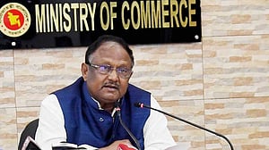 রুপিতে বাণিজ্য লেনদেনের প্রস্তাব দিয়েছে ভারত: বাণিজ্যমন্ত্রী
