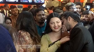 পরীর পাহাড়ে নয়, অন্য কোনো খানে