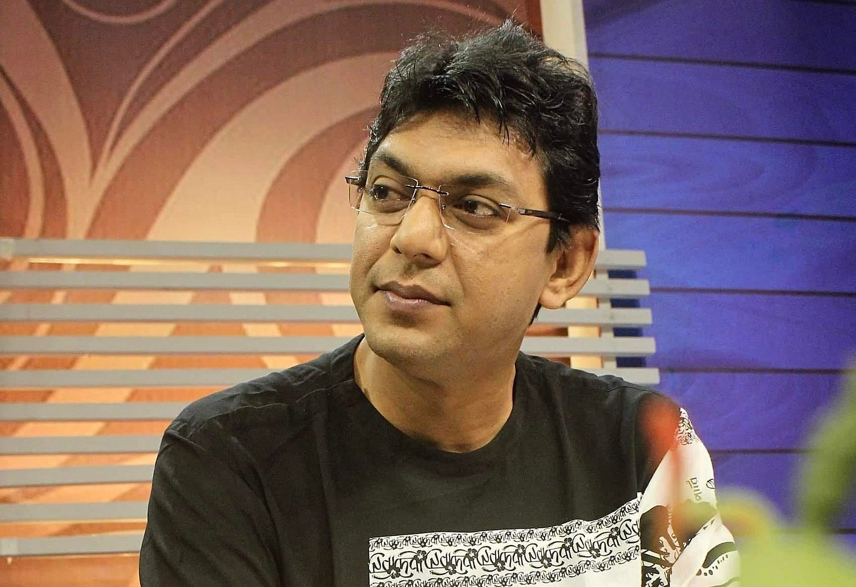 বাবা দিবসে ব্যথাতুর চঞ্চল