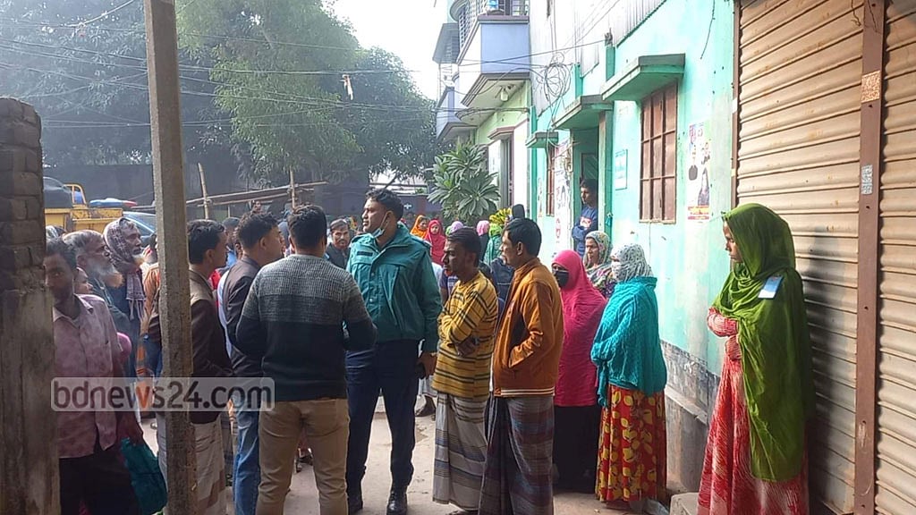 গাজীপুরে ঘরে দম্পতির দগ্ধ লাশ