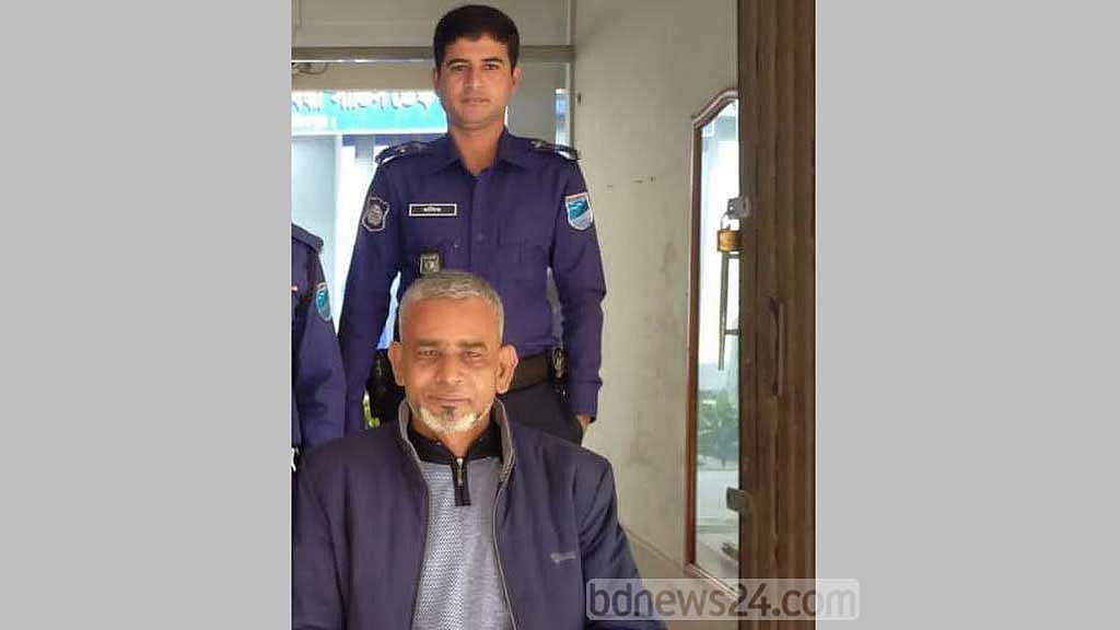 ফরিদপুরে ইউপি সদস্যকে মারধরের মামলায় আওয়ামী লীগ নেতা গ্রেপ্তার