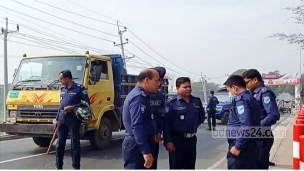 মানিকগঞ্জে ধল্লা চেকপোস্টে নিরাপত্তা জোরদার