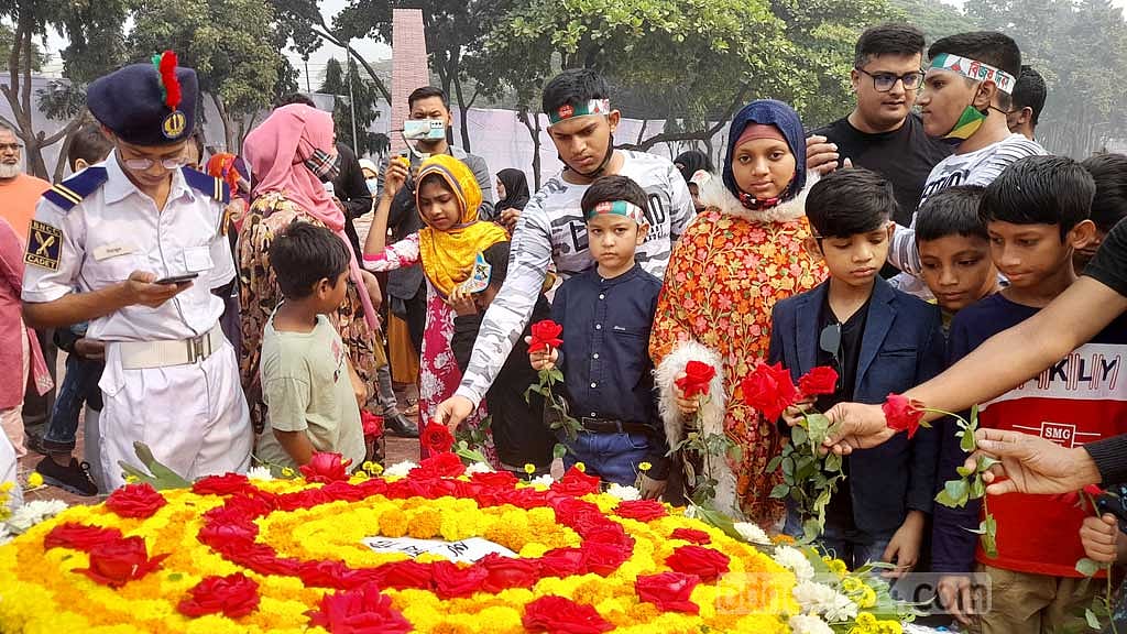 নতুনদের ইতিহাস জানানোর প্রত্যয় বুদ্ধিজীবী দিবসে