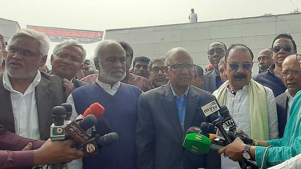 বিজয় দিবসে বিএনপির প্রত্যাশা, দেশে ‘গণতন্ত্র ফিরবে’