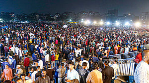 গোলাপবাগে বিএনপির সমাবেশ, আগেভাগেই মাঠে ভিড়