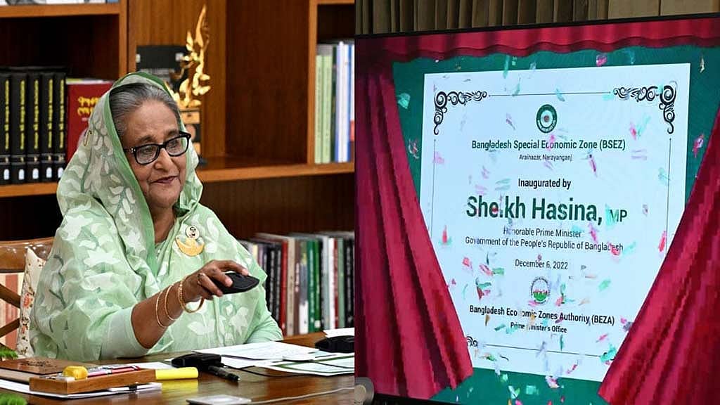 ৩০০ কোটির বেশি মানুষের ‘বাজার’ হতে পারে বাংলাদেশ: প্রধানমন্ত্রী