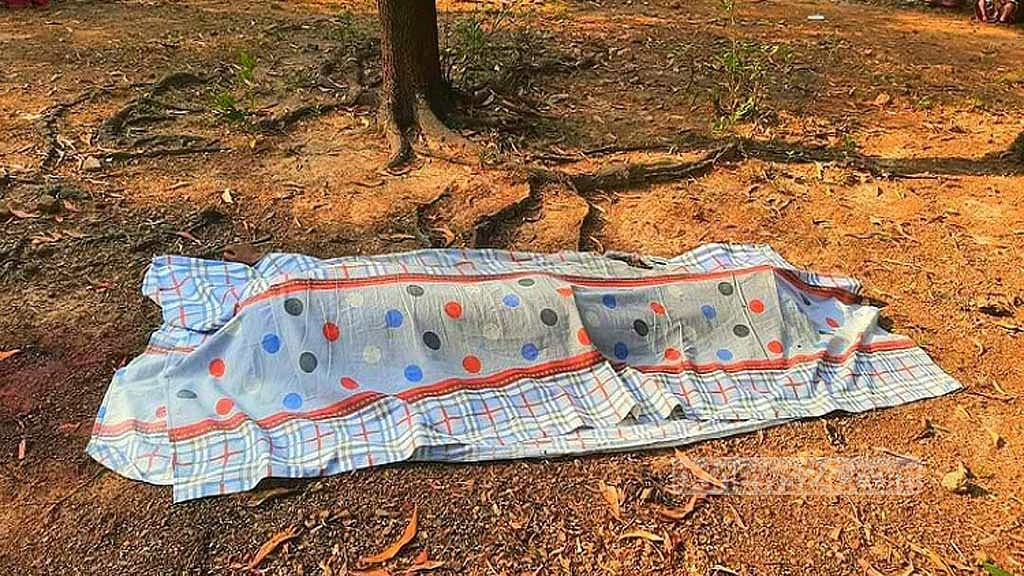জাফলংয়ে টিলা থেকে নারীর রক্তাক্ত মরদেহ উদ্ধার