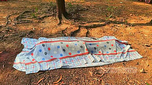 জাফলংয়ে টিলা থেকে নারীর রক্তাক্ত মরদেহ উদ্ধার