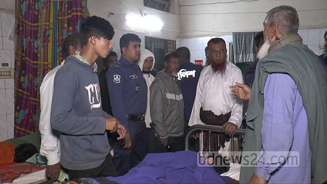 ভোলায় ‘খাওয়া নিয়ে’ আর্জেন্টিনা সমর্থকদের সংঘর্ষ, যুবক নিহত