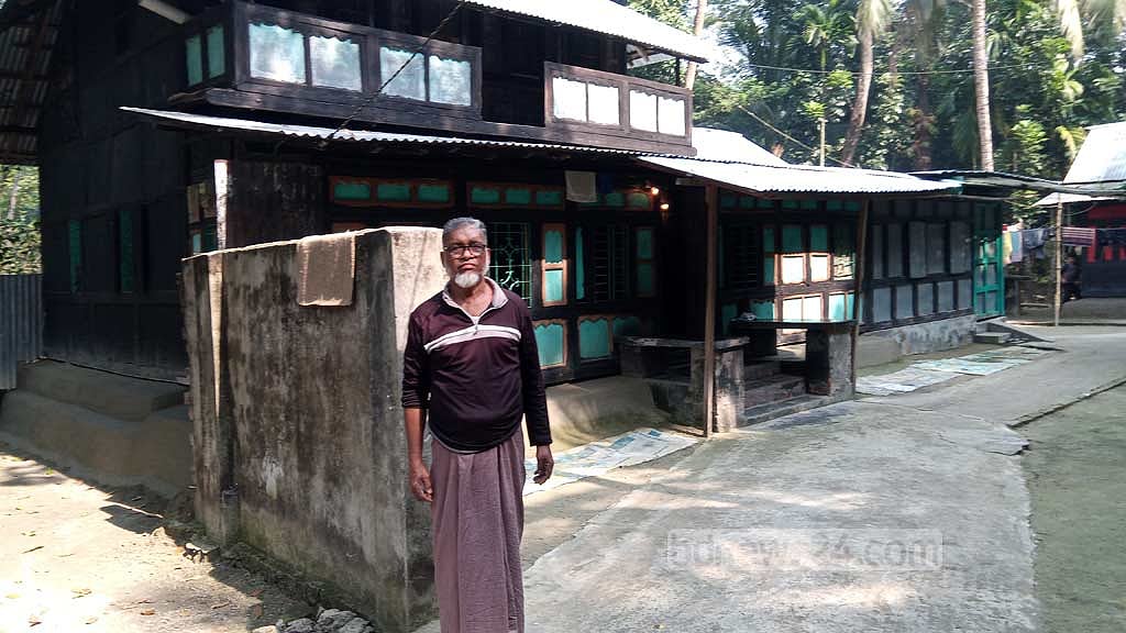 শেষ বয়সে একটু ইচ্ছে পাকা ঘরে থাকব: বীর উত্তম আব্দুস সাত্তার