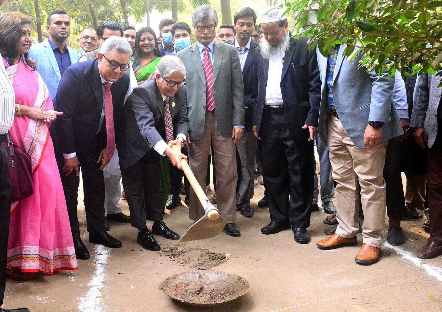 শতবার্ষিক স্মৃতিস্তম্ভ বানাচ্ছে ঢাকা বিশ্ববিদ্যালয়
