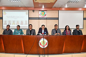 দেশে লাইভ পর্ন সাইট পরিচালনার অভিযোগে গ্রেপ্তার ৬