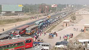 পদ্মা সেতু এলাকায় ৩ কিলোমিটার যানজট