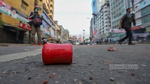 পল্টনের ঘটনায় ৪ মামলা, আসামি দুই হাজারের বেশি