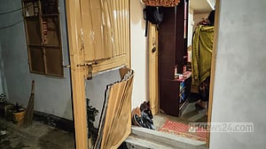রাজশাহীতে ব্রাজিল-আর্জেন্টিনা সমর্থকদের মারামারি, হামলা-ভাঙচুর