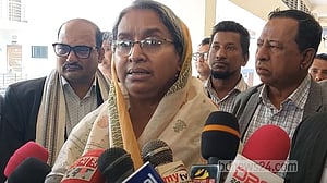 তত্ত্বাবধায়ক সরকারের দাবি নিয়ে রাস্তায় নেমে লাভ নেই: দীপু মনি