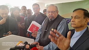 প্রবাসীদের দিকে নজর দিতে ডিসিদের তাগিদ