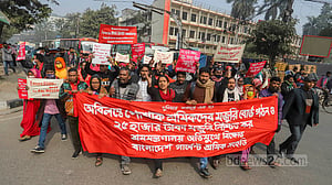 গ্যাসের ‘অস্বাভাবিক’ মূল্য বাড়াবে শ্রমিক অসন্তোষ, আশঙ্কা বিজিএমইএর