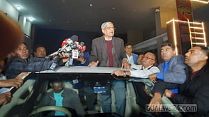 এক মাস পর ছাড়া পেলেন ফখরুল-আব্বাস