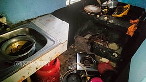 ধামরাইয়ে গ্যাস থেকে বিস্ফোরণ: দগ্ধ ৫ জনের কাউকে বাঁচানো গেল না