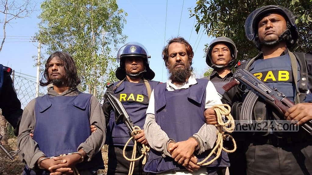 করতেন ডাকাতি, জেলে গিয়ে ভিড়লেন জঙ্গি দলে