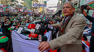 আন্দোলনে জনগণ আরও জাগবে: গণঅবস্থান শেষে ফখরুল