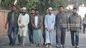 জামাতুল আনসারের ‘অস্ত্র সরবরাহকারী’সহ গ্রেপ্তার ৩