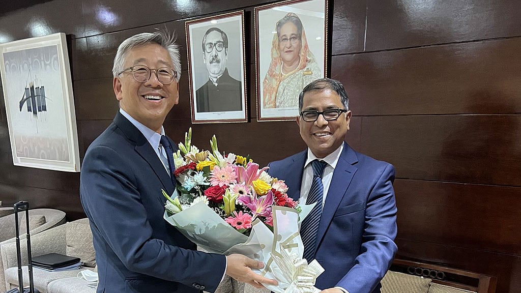 ঢাকায় মার্কিন সহকারী পররাষ্ট্রমন্ত্রী ডনাল্ড লু
