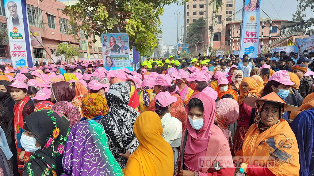 ৫ বছর পর রাজশাহীতে প্রধানমন্ত্রী, মিছিলে স্লোগানে মুখর নগরী