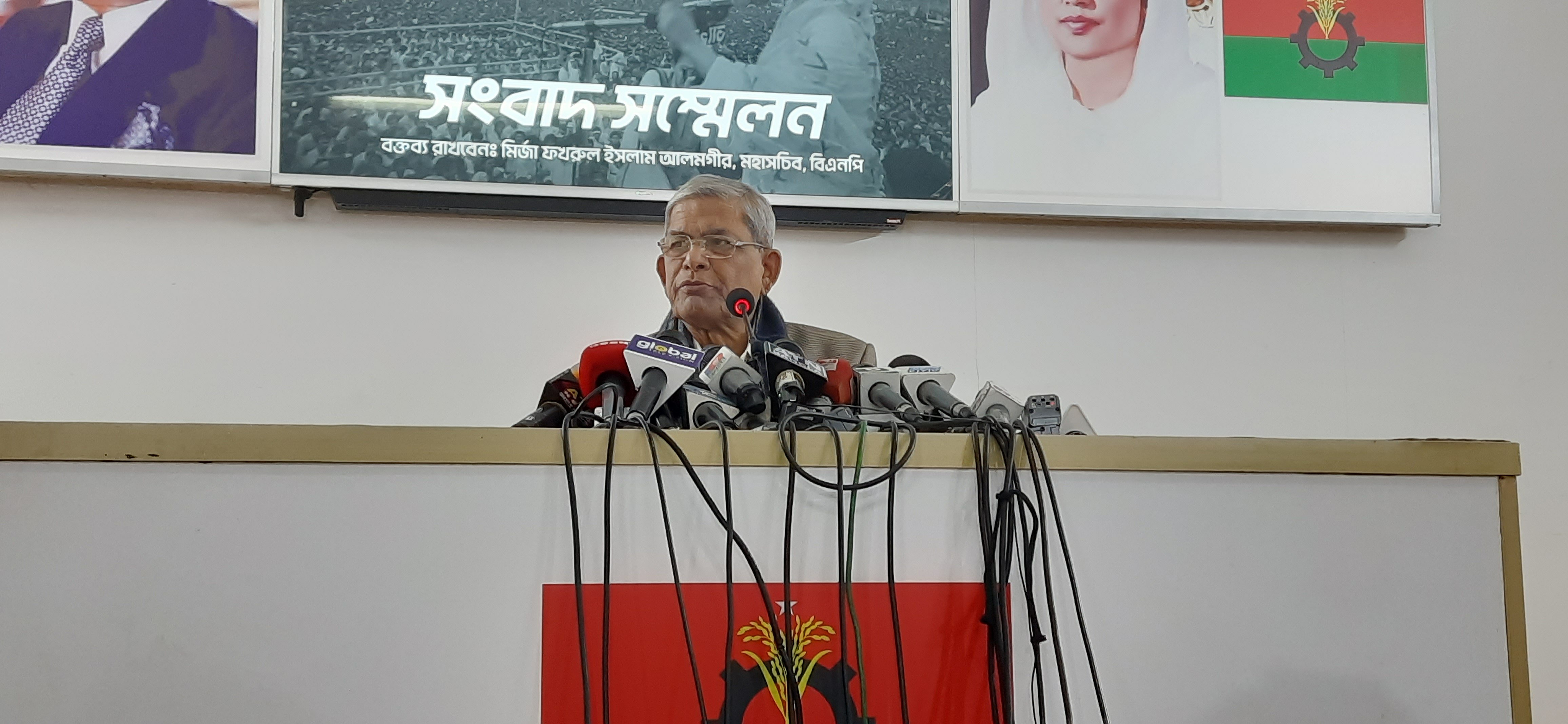 র‌্যাবের উপর নিষেধাজ্ঞায় আনন্দিত নই, এটা লজ্জার: ফখরুল