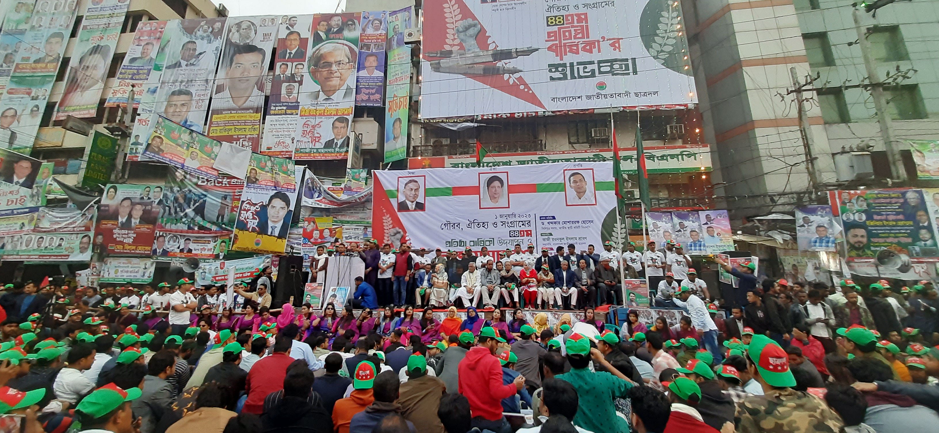 ১০ দফা বাস্তবায়নই বিএনপির নতুন বছরের চ্যালেঞ্জ: মোশাররফ