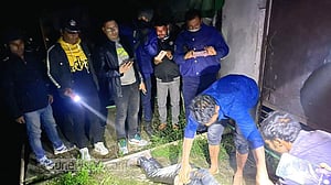 ‘চোর অপবাদ দেওয়ায়’ ঘুমন্ত সহকর্মীকে হত্যা