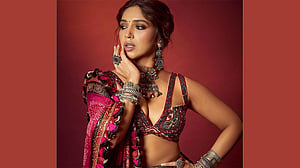 নতুন বছরে ছক্কা মারছেন ভূমি পেডনেকার