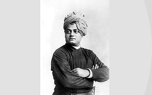 বিবেকানন্দের পুনঃপাঠ জরুরি
