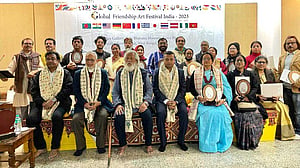 বিশ্বভারতী বিশ্ববিদ্যালয়ে বাংলাদেশ আর্টিস্ট গ্রুপের শিল্পকর্ম উৎসব