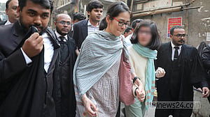 জাপানি তিন শিশুকে নিয়ে মা-বাবার দাবি: শুনানি পেছাল