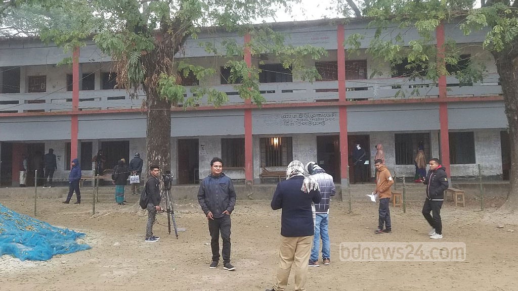কনকনে শীত আর কড়া নজরদারিতে পুনর্ভোটে গাইবান্ধা