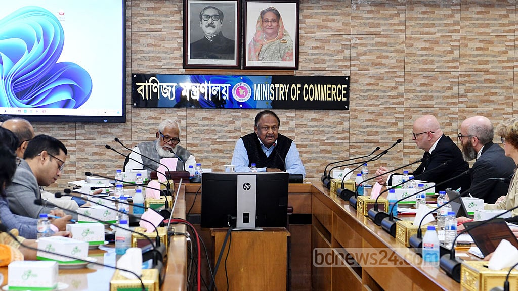প্রাইমার্কের কাছে পোশাকের ন্যায্য মূল্য চাইলেন বাণিজ্যমন্ত্রী