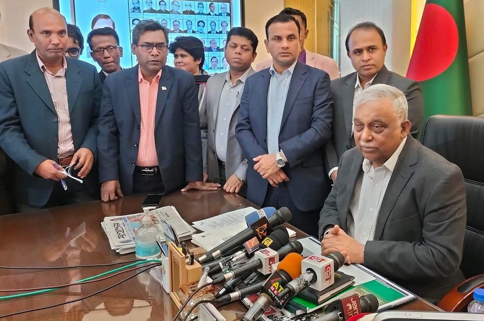 র‌্যাবের উপর নিষেধাজ্ঞা উঠবে অচিরেই, আশায় স্বরাষ্ট্রমন্ত্রী